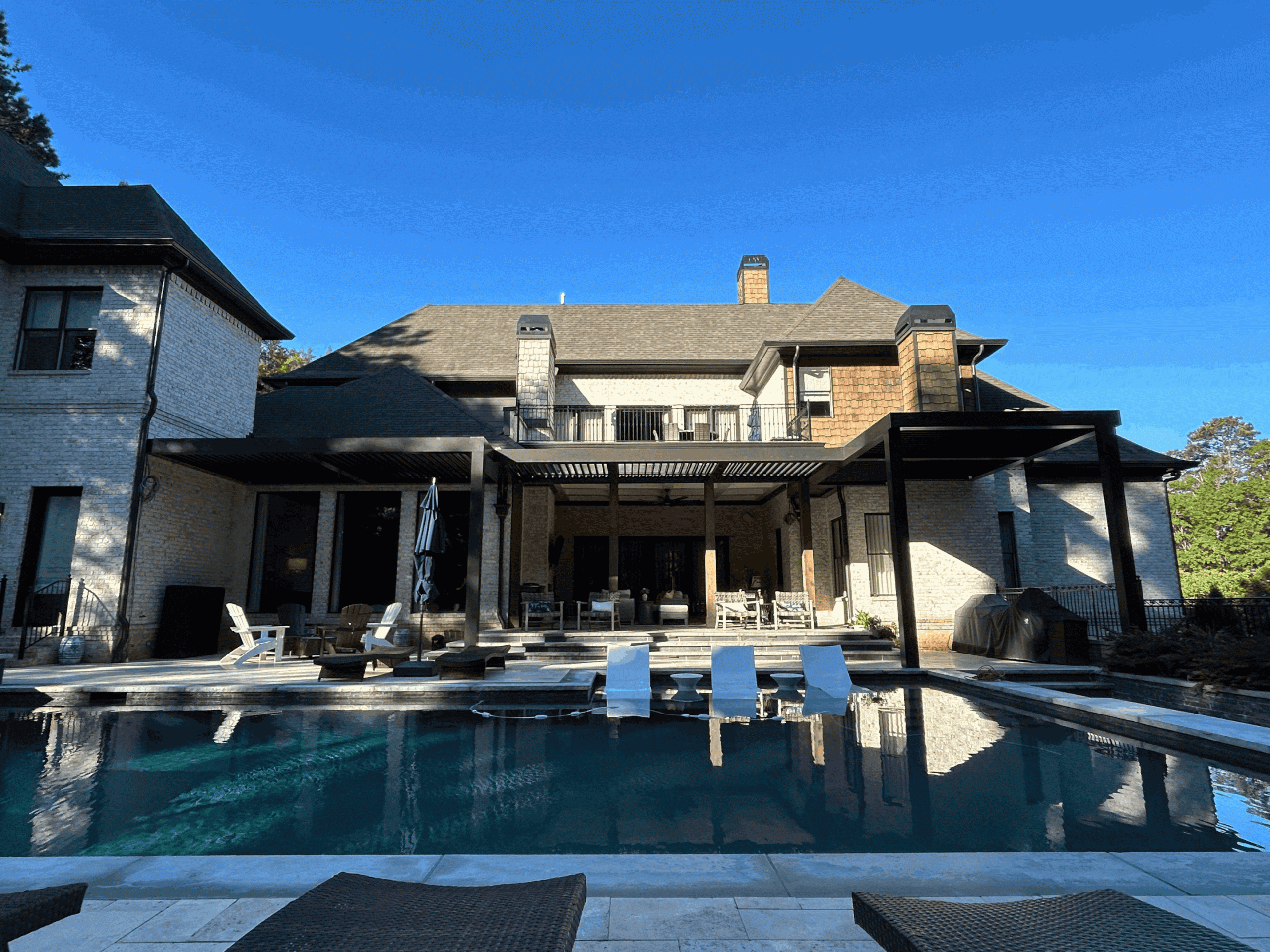 How to Cover a Pergola: Top Ideas for Shade and Weather Protection