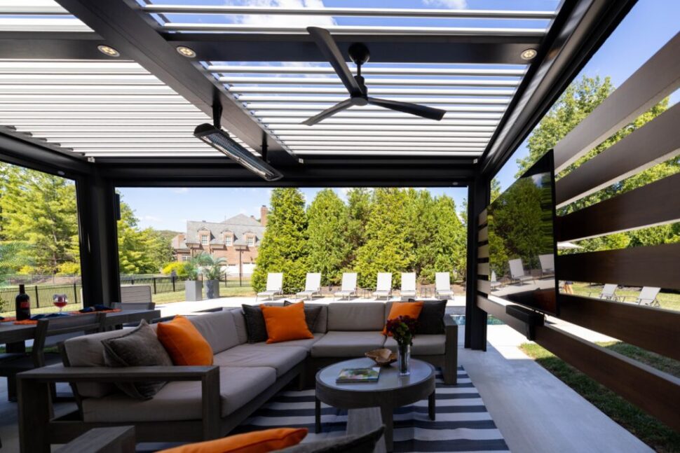 Outdoor living room