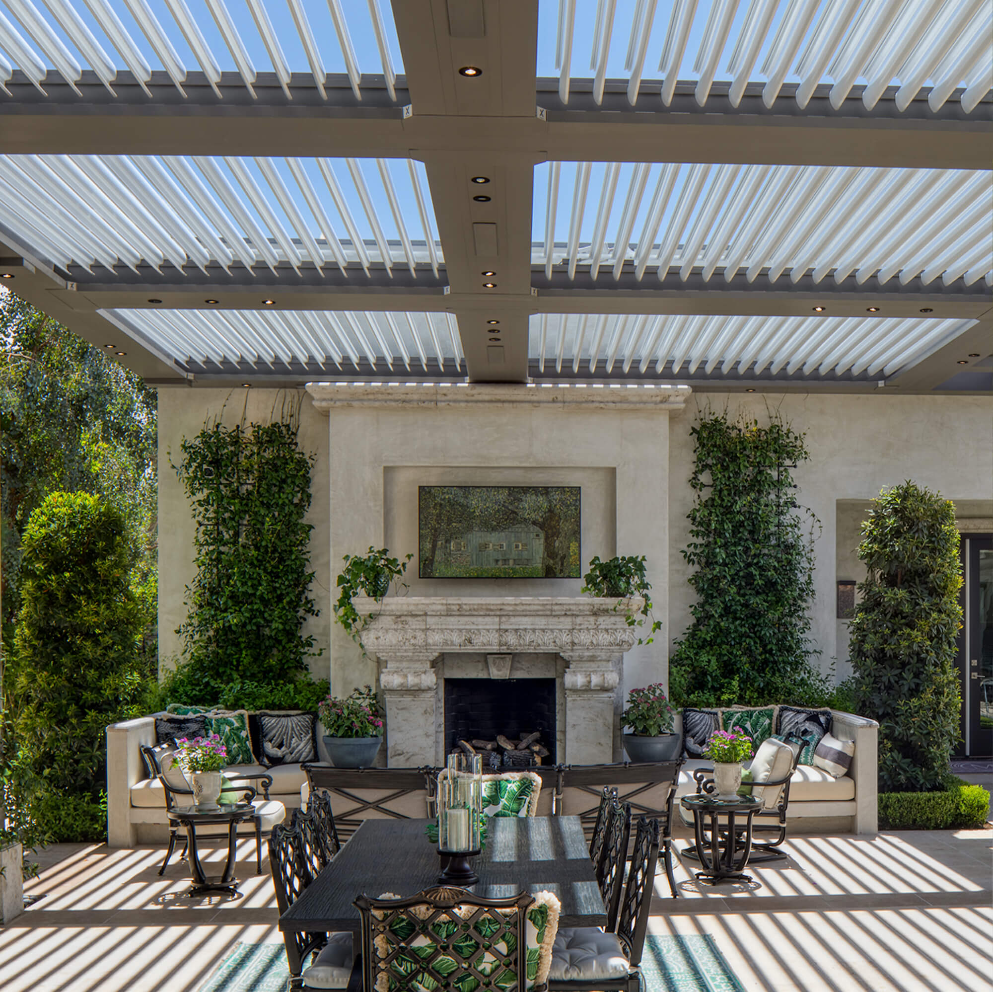 Dining area outdoor Pergola