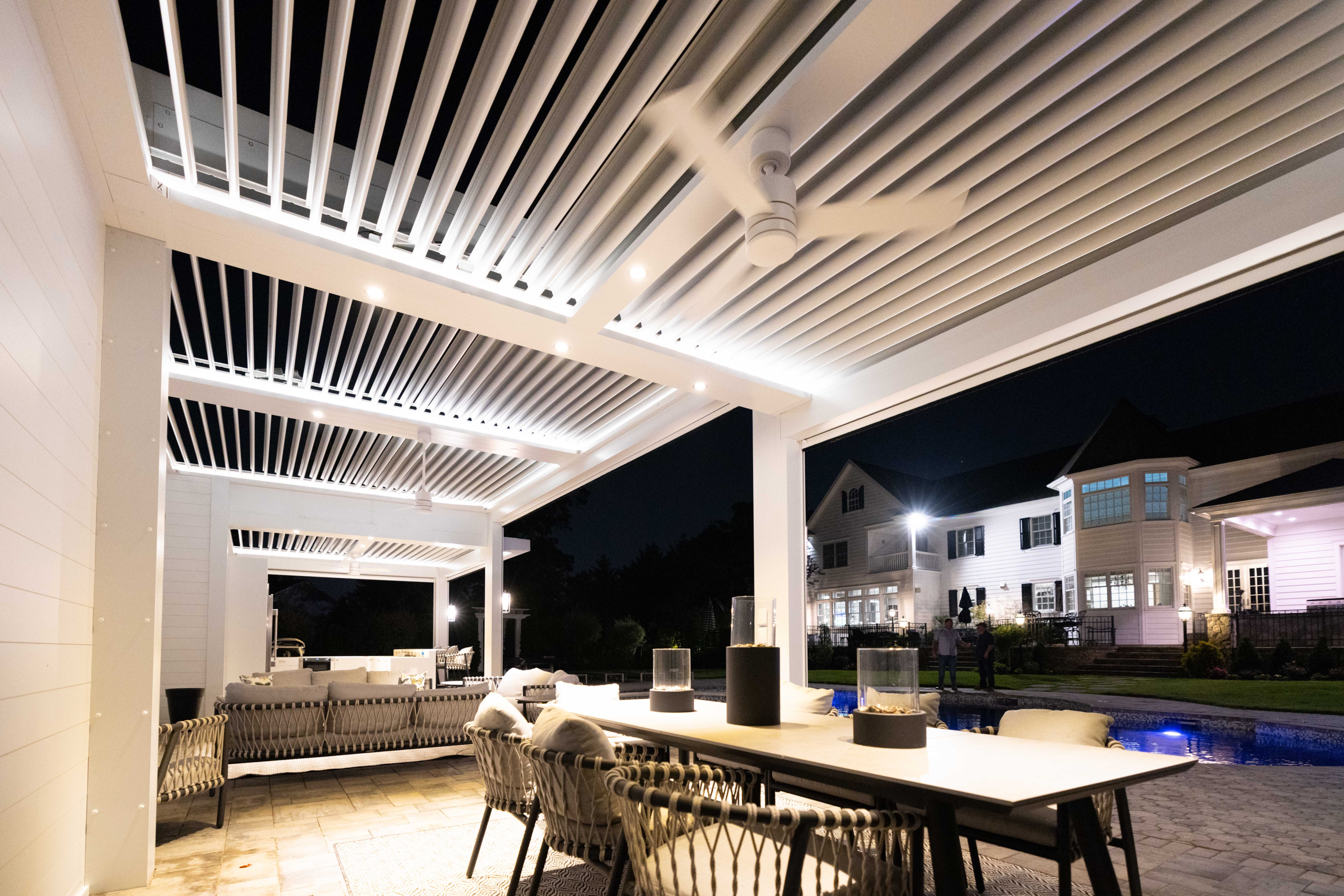 Relaxing outdoor pergola with ceiling fan