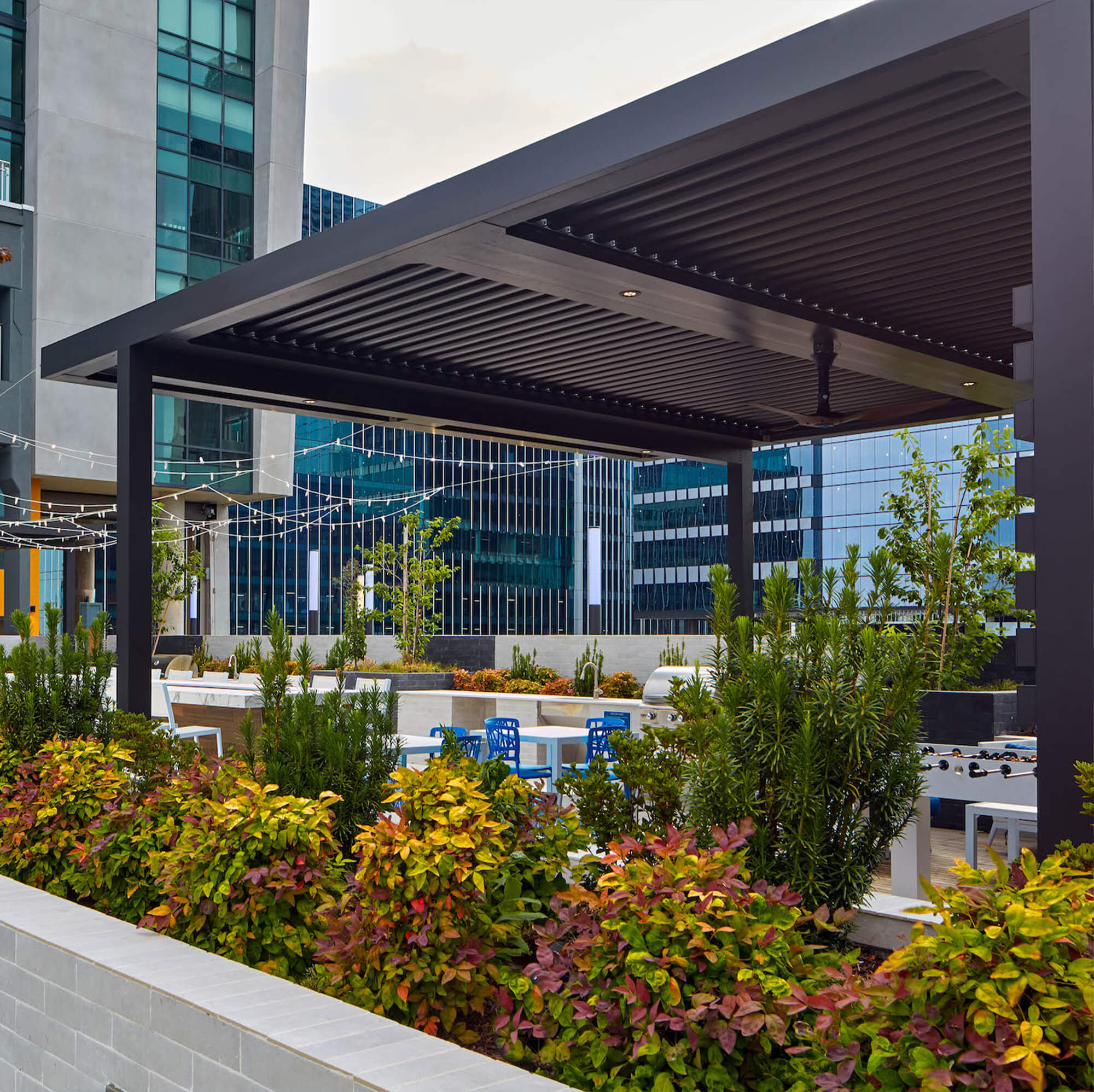 Outdoor restaurant canopy view of plants