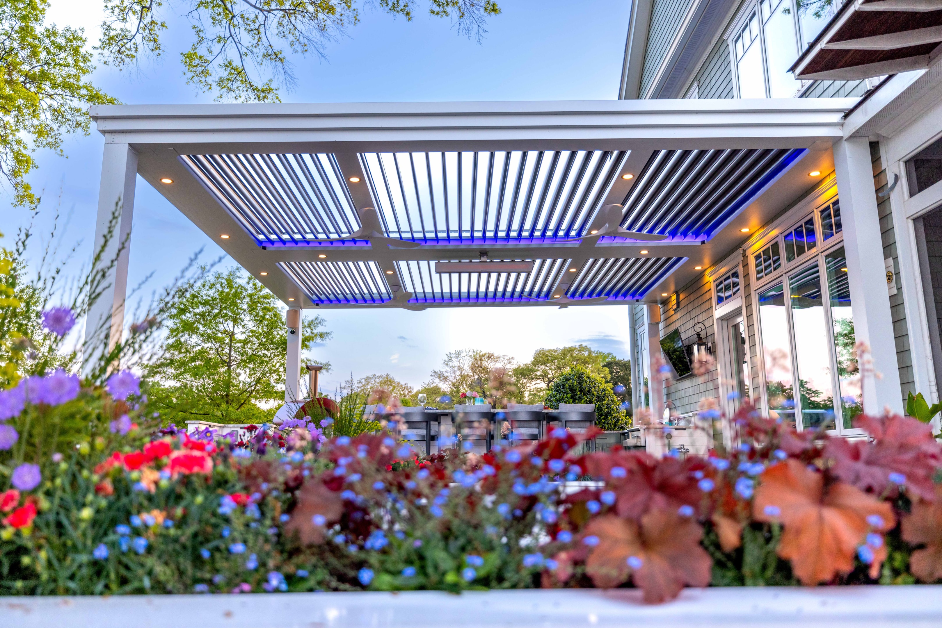 StruXure Pergola X over outdoor area.