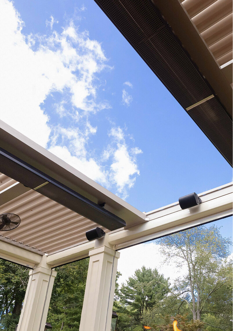 Pergola with Pivot 6 Slide louvers opening