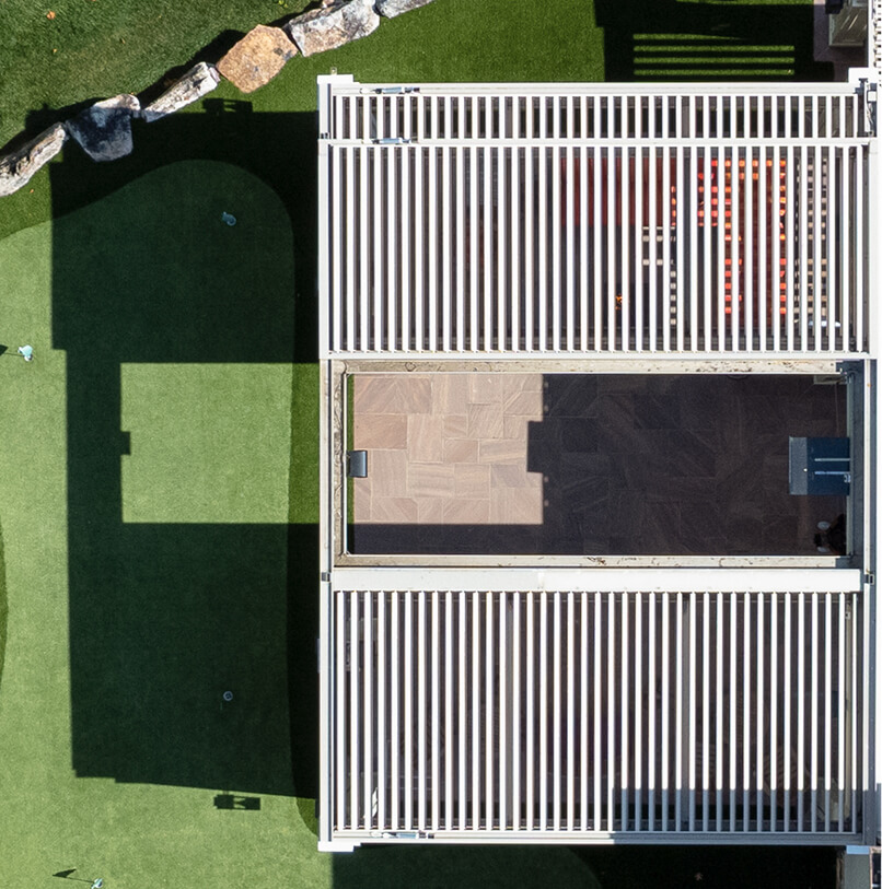 Overhead view of Pergola X with an open Pivot 6 Slide roof