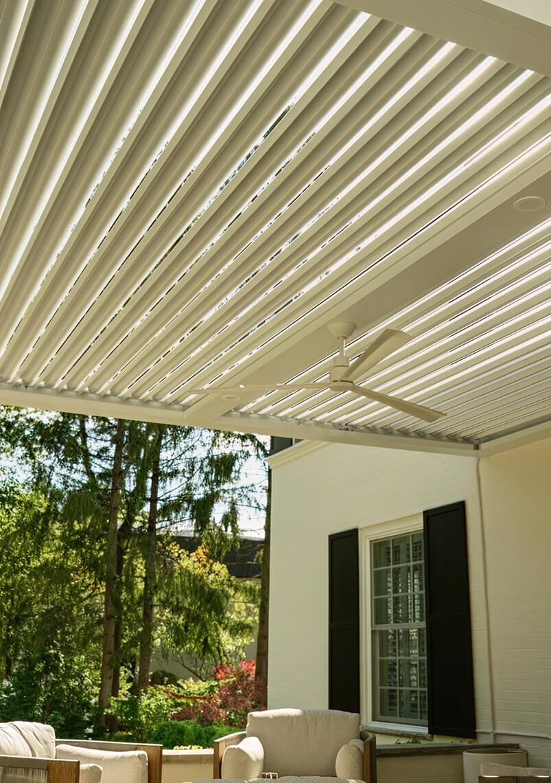 Pergola with Pivot 6 Max Louvers in white
