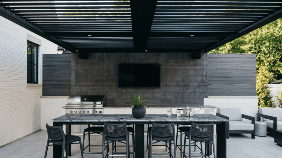 Platinum Decking What is a Louvered Pergola?