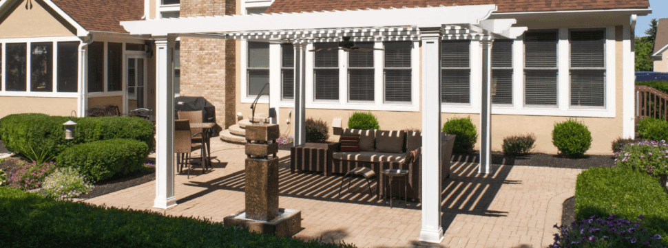 StruXure Ohio Traditional Style White Pergola
