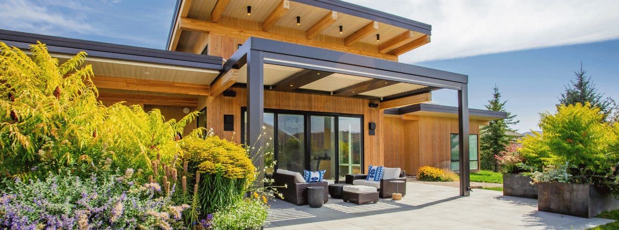 Outdoor Patio Checklist: 12 Must-Have Features