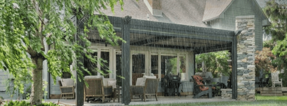 How Louvered Pergolas Handle Extreme Weather