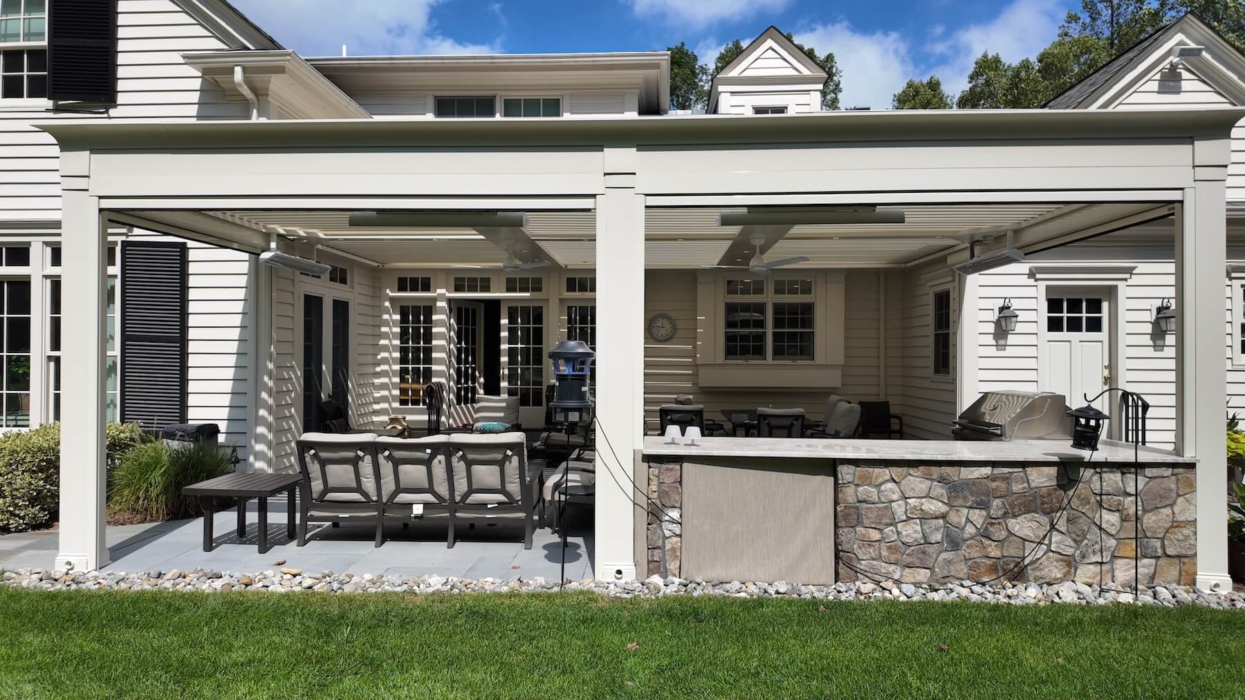 White Pergola X with Crown & Collars