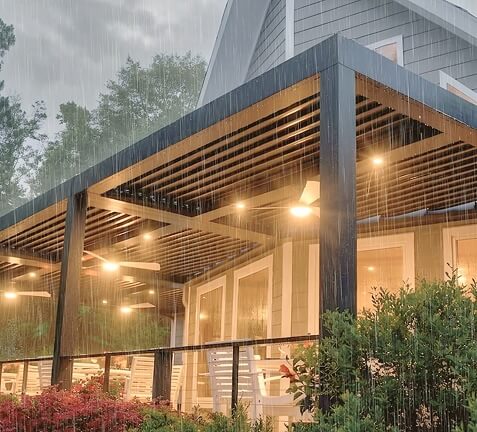 Breeze Pro in the Rain on a StruXure Pergola