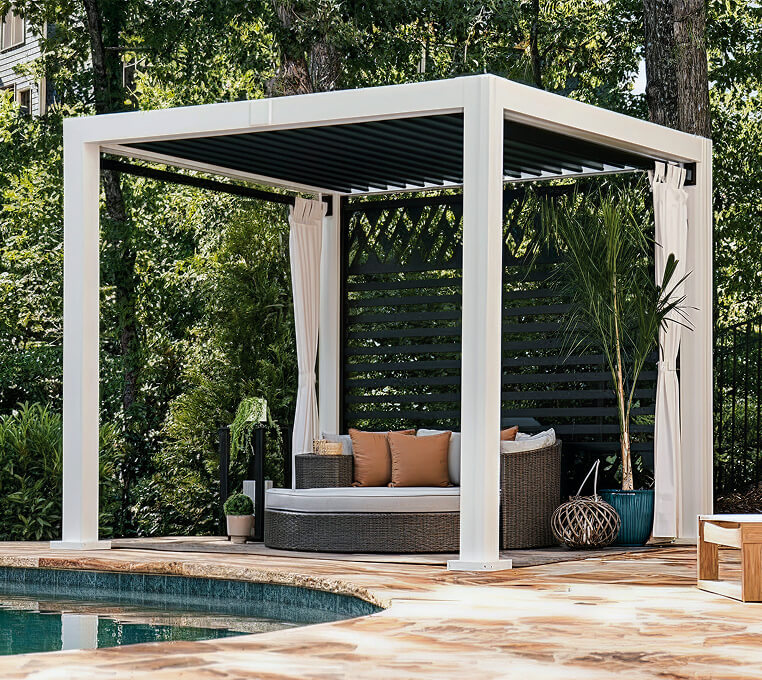 White Cabana X installed poolside
